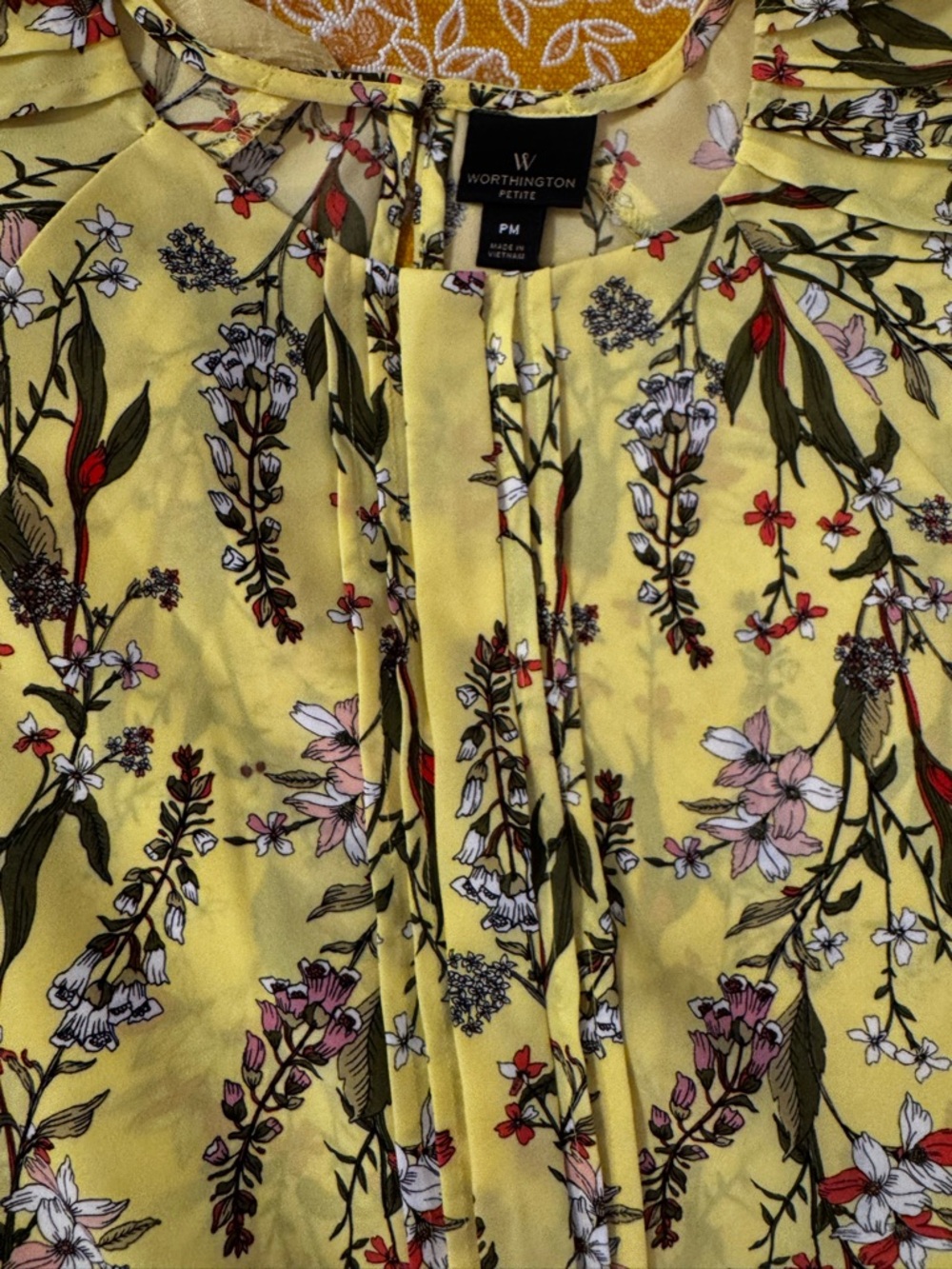 Worthington Yellow Floral Pleated Front Blouse